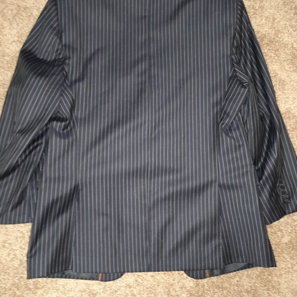 Men's suit - Picture 6 of 7